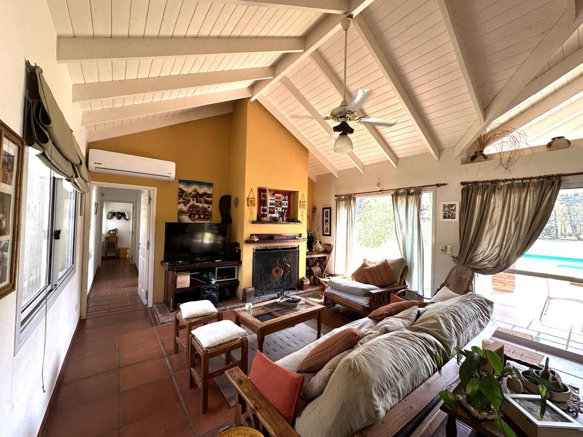 Foto de Casa, dos dormitorios, pileta, Barrio Los Raigales, Roldan., imagen 1