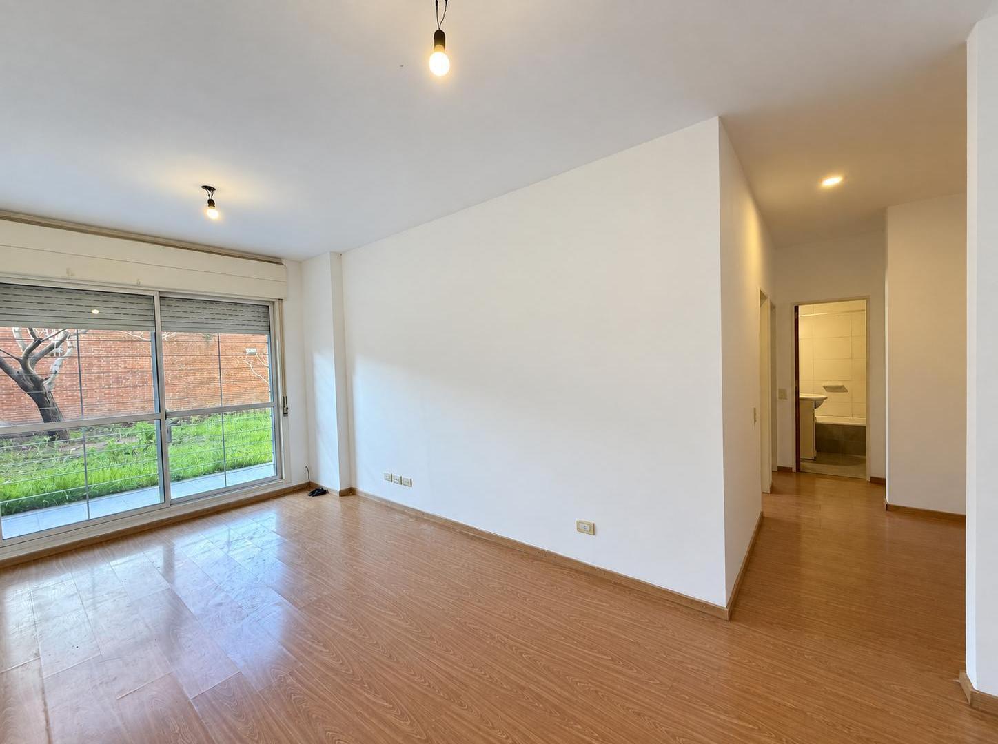 Foto de Departamento, dos dormitorios, patio con jardin, Echesortu, Rosario, imagen 2