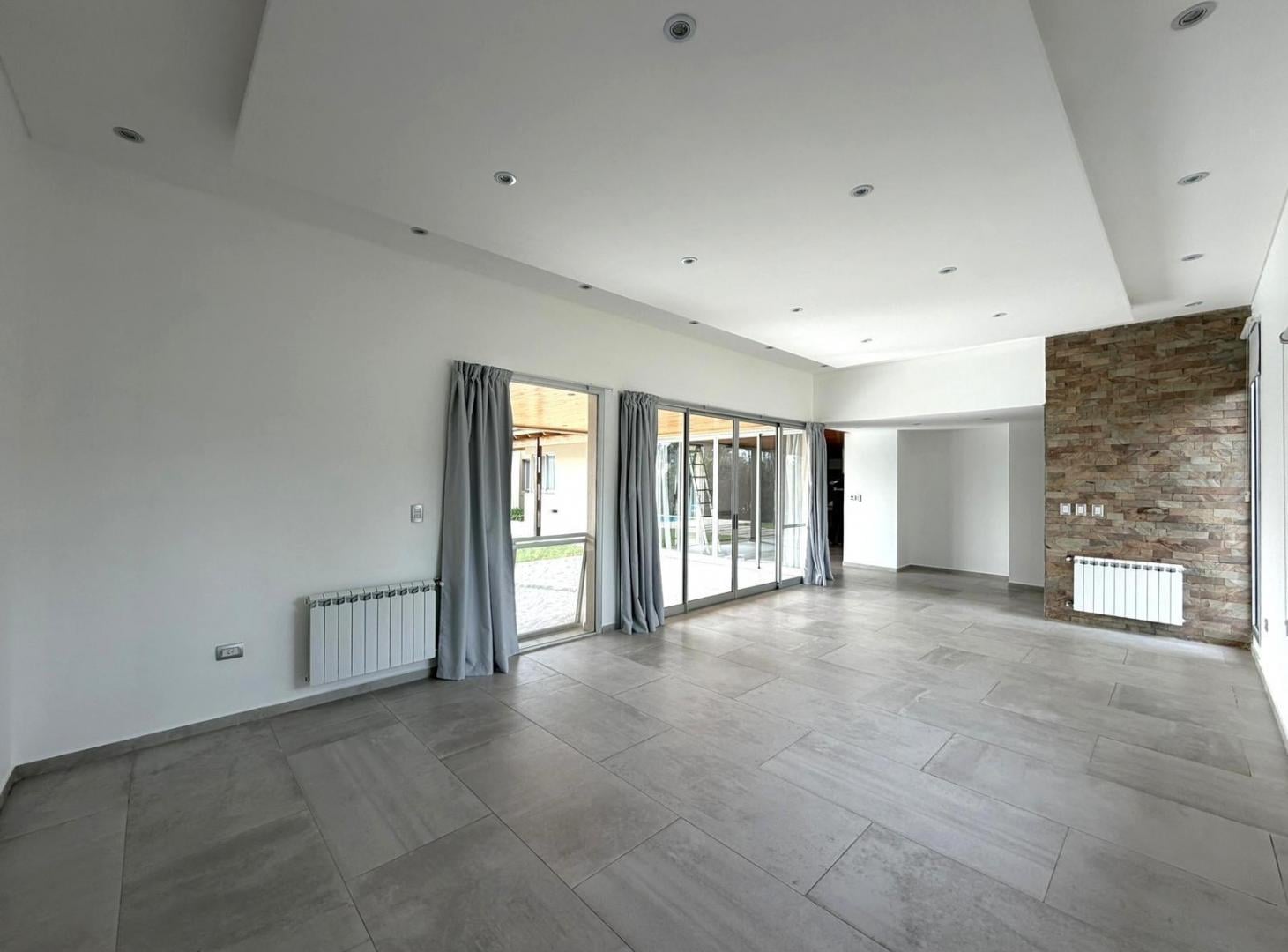 Foto de Casa, 3 dormitorios, pileta, Barrio Cerrado Puerto Roldán, Alquiler, imagen 3