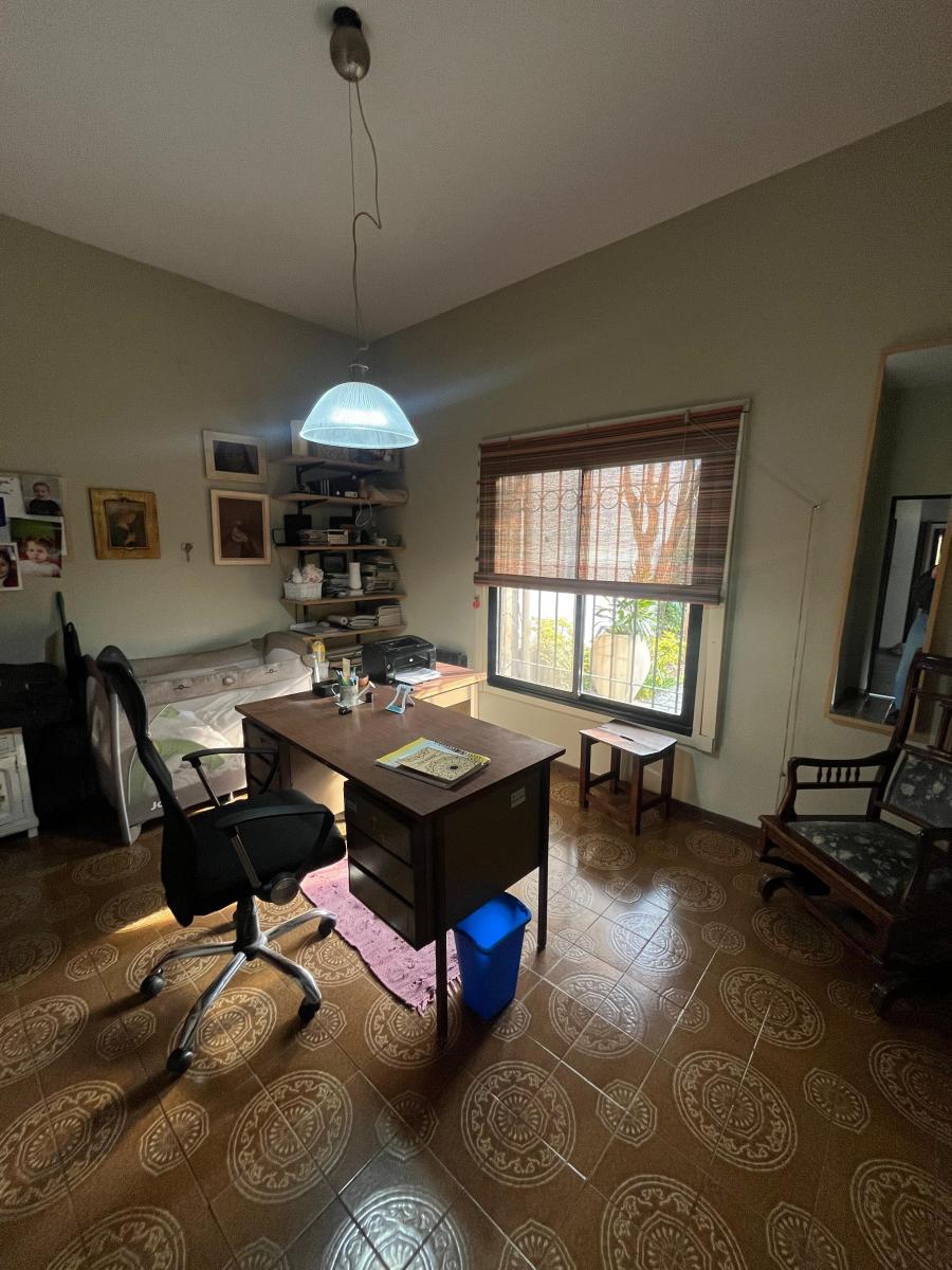 Importante Casa en Venta City Bell 3