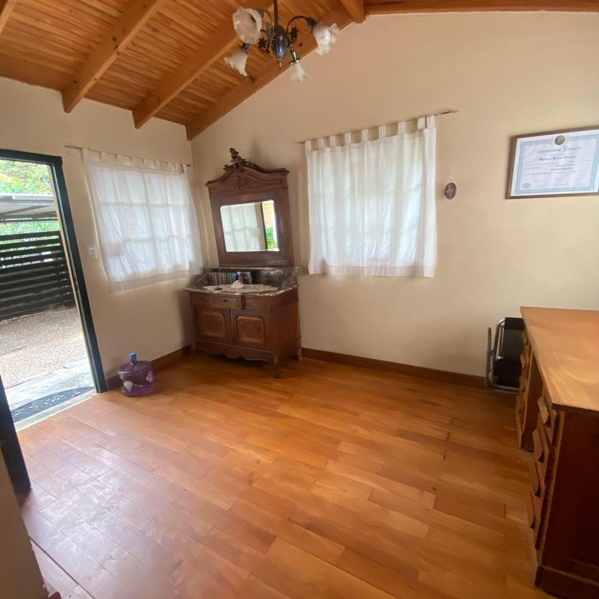 Casa en Venta - 49 Esq 15 - Villa Elisa 4