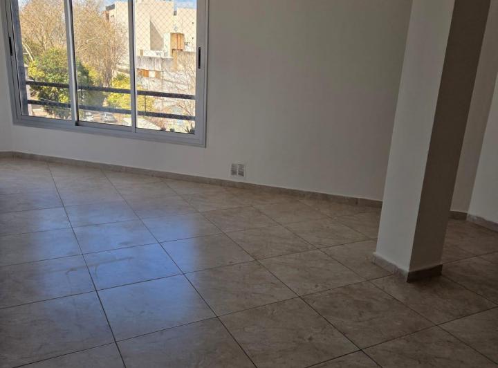 Departamento en alquiler c/ cochera en 2 esquina 65 - La Plata 4
