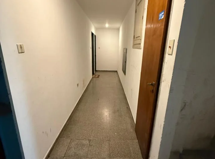 Monoambiente en Alquiler con Patio - Calle 6 entre 44 y 45 1