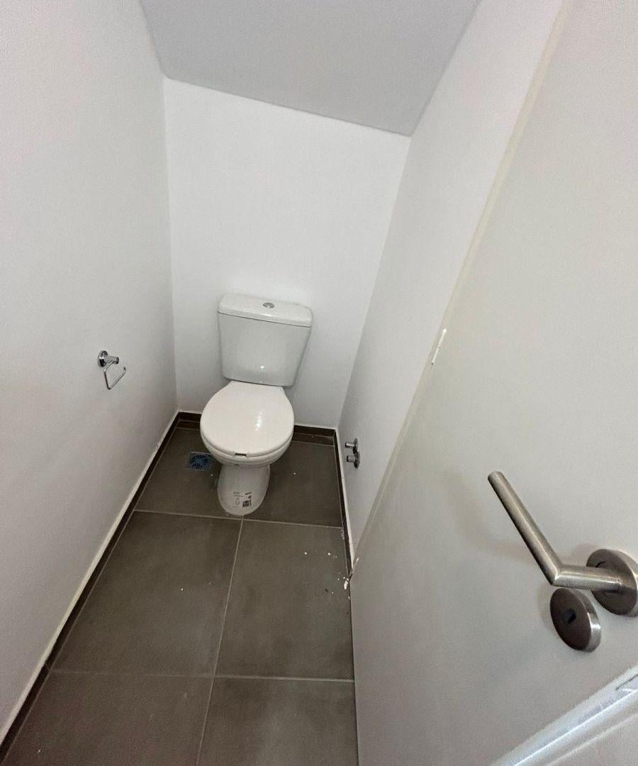 Foto de Dúplex en venta de 1 dormitorio con patio y cochera en 71 entre 134 y, imagen 5