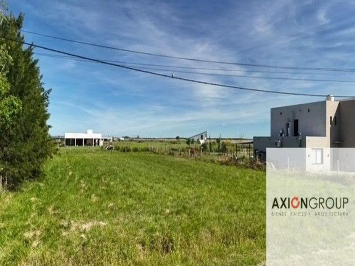 Venta de lote en calle 641 bis e 142 y 143 Barrio Las Luciérnagas - Arana 2