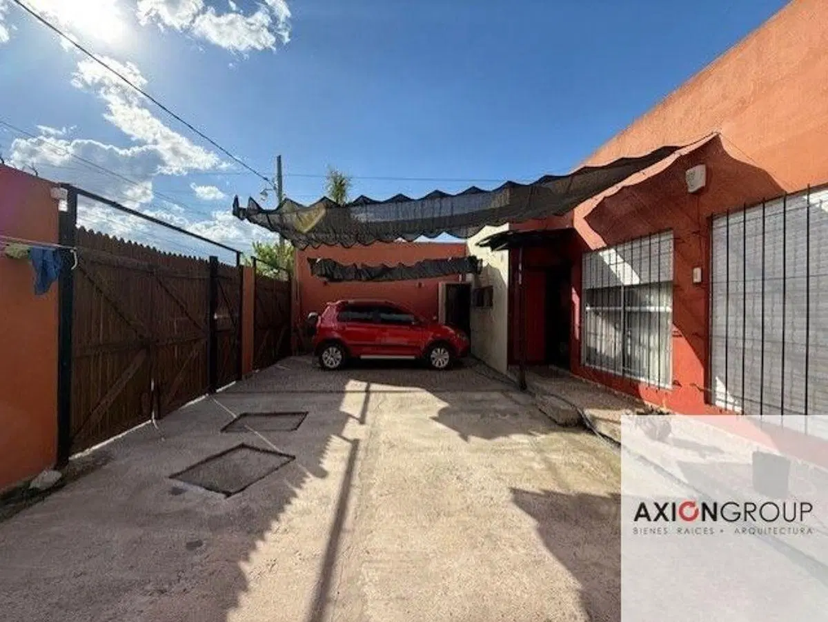 Venta de casa en 142 n 884 e 49 Y 50 - Los Hornos 3