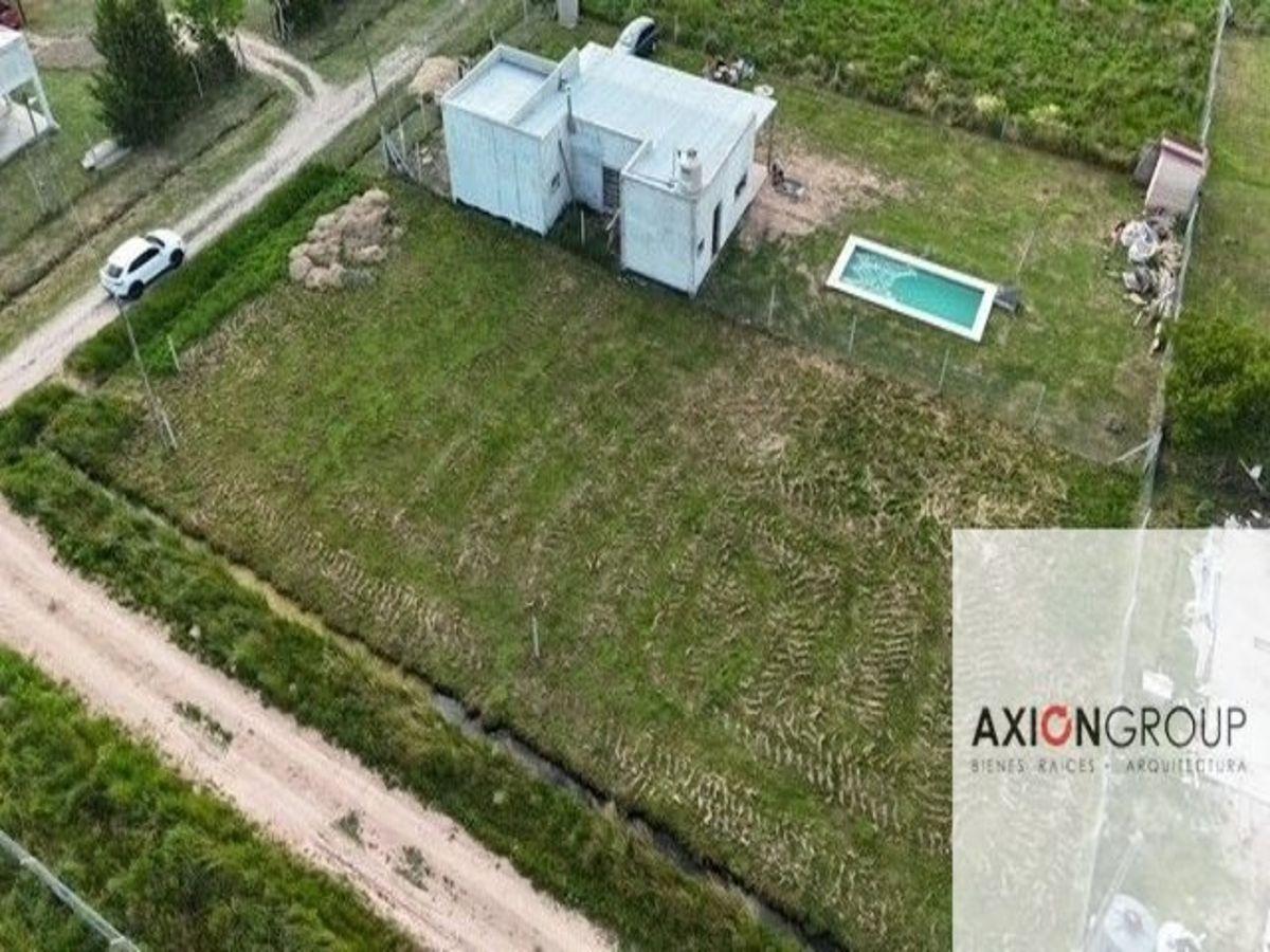 Venta de lote en calle 95 - Los Talas