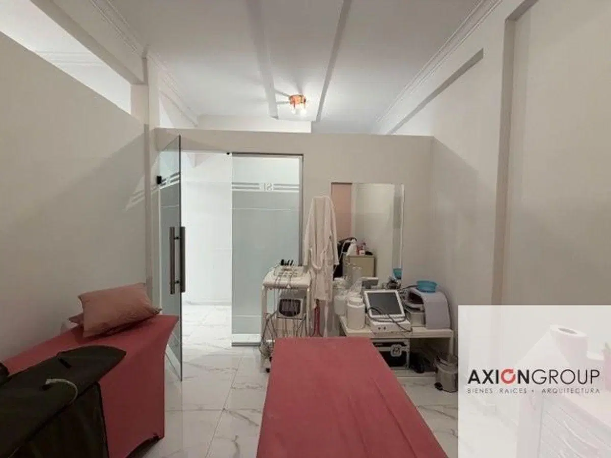 Alquiler de local comercial en 22 n 975 e 51 y 53 - La Plata 5