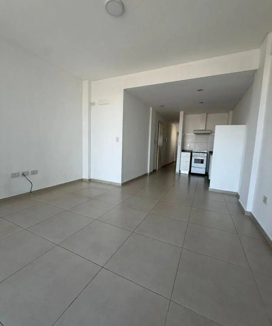 Departamento en alquiler de un dormitorio en Avenida 19 entre 55 y 56, La Plata. 5