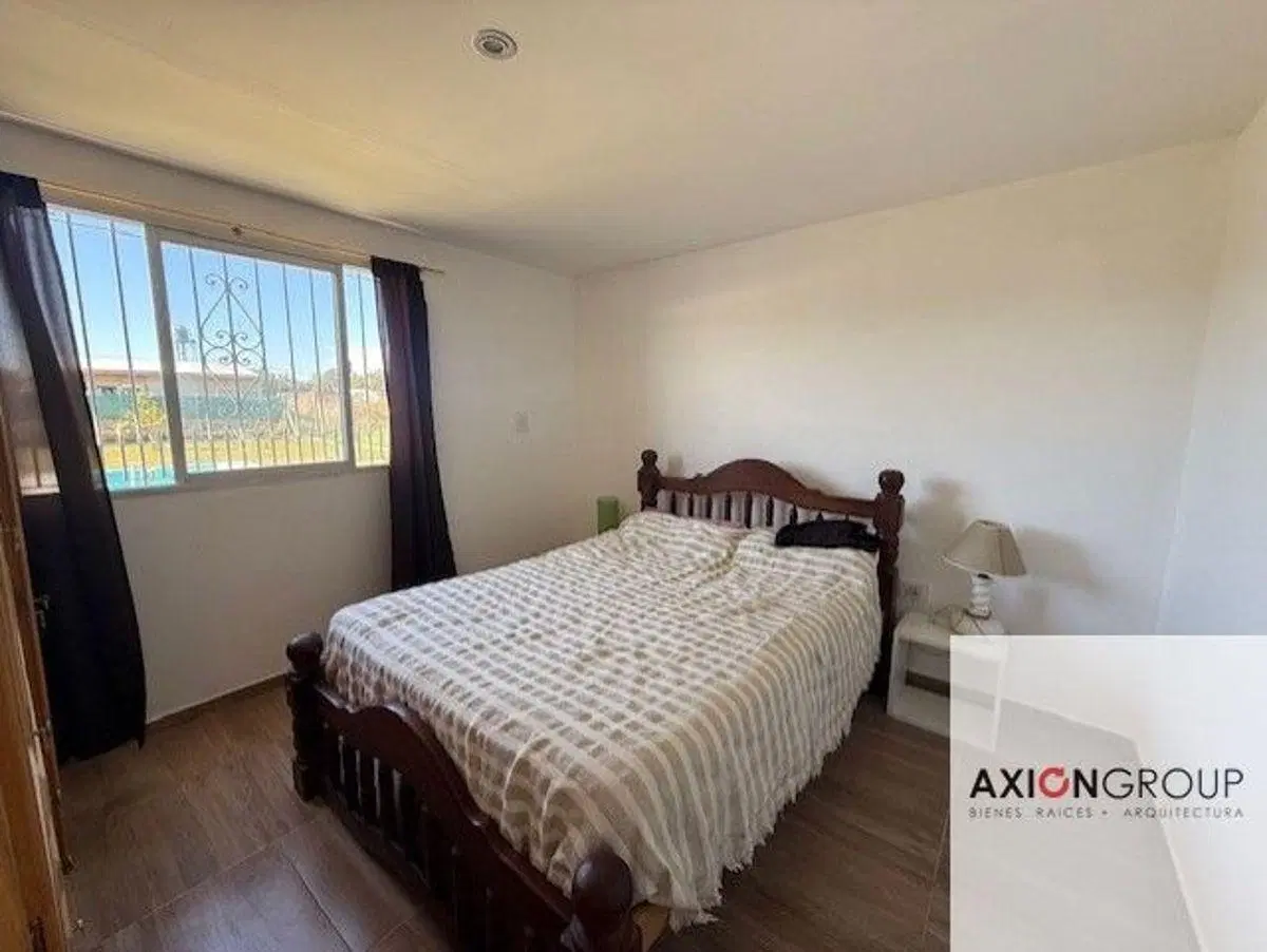 Venta de casa en calle 17 e 98 y 600 - Altos de San Lorenzo 8