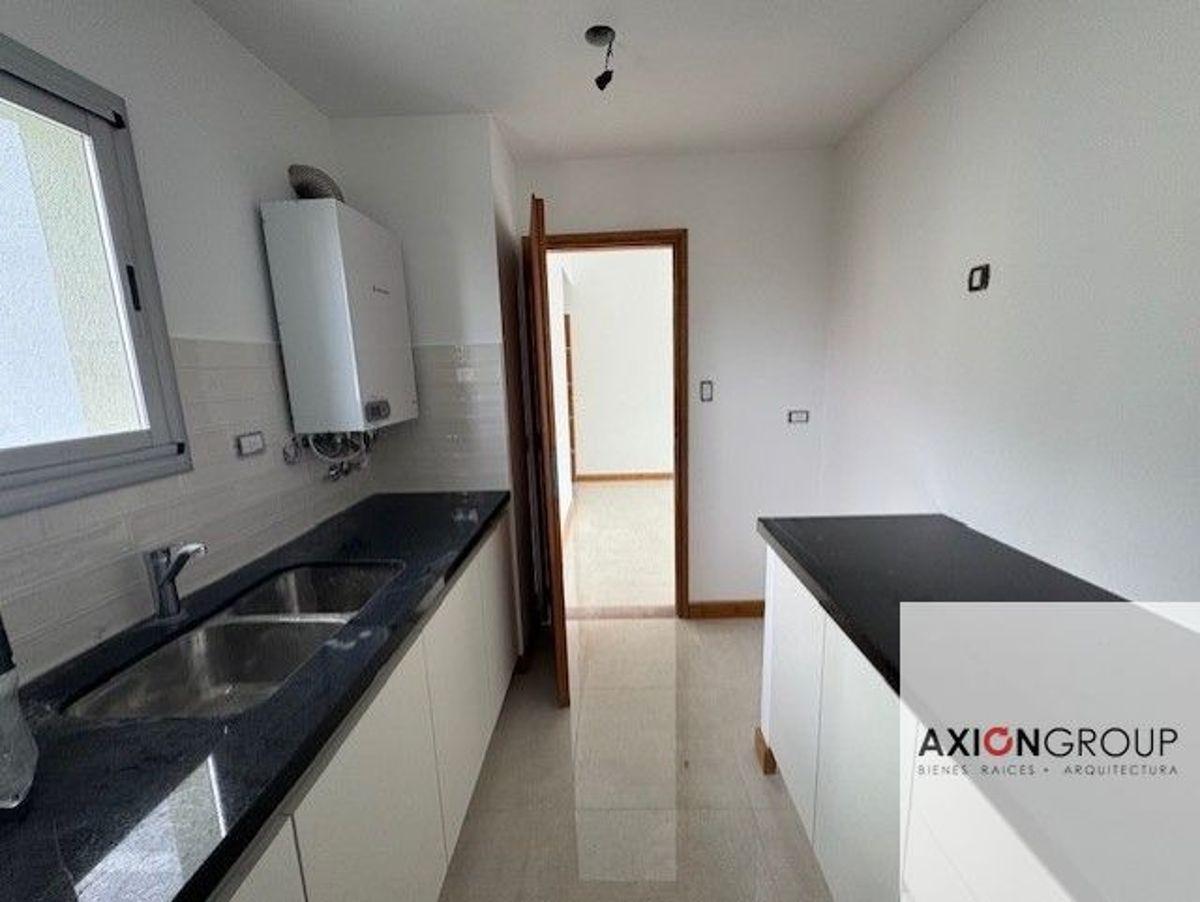 Foto de Venta de departamento en calle 47 N 1136 e 17 y 18, imagen 1