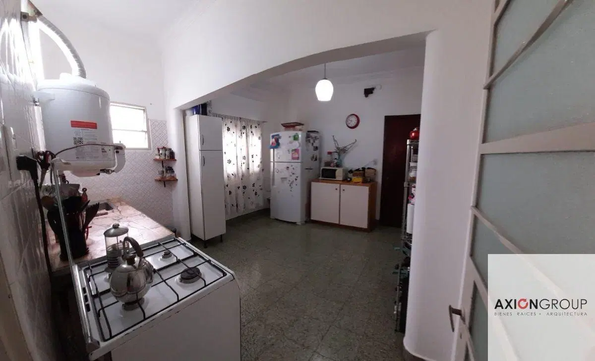 Venta de casa en calle 135 N 1387 e 60 y 61 - Los Hornos 4