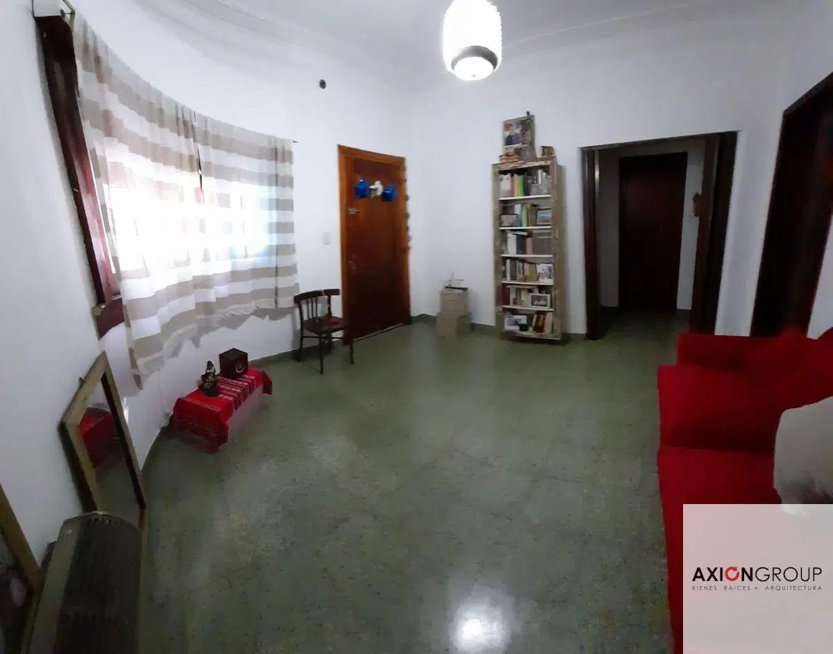 Venta de casa en calle 135 N 1387 e 60 y 61 - Los Hornos 2
