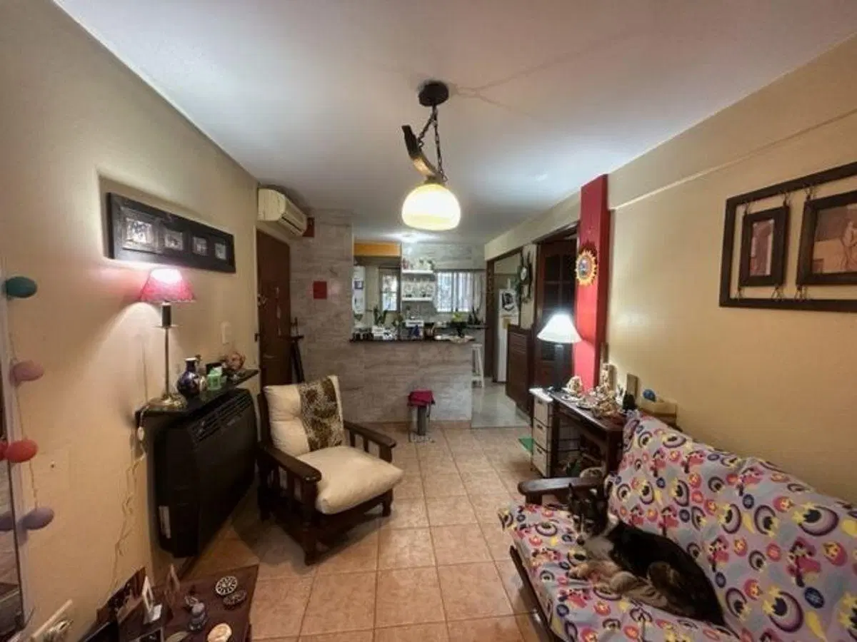 Venta de departamento en calle 60 e 141 y 142 - Los Hornos 5