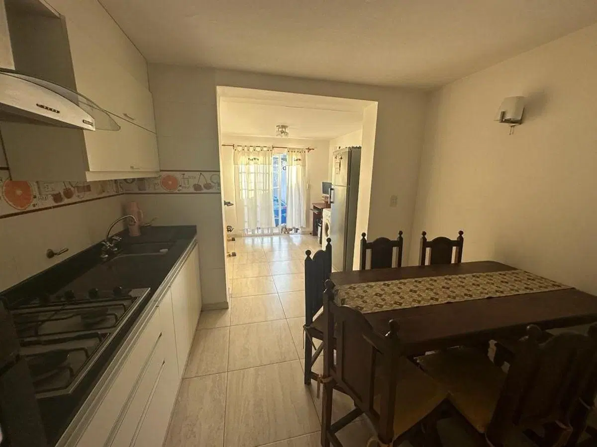 Venta de dúplex en calle 63 e Joaquin V Gonzalez y José Ingenieros - Ensenada 4