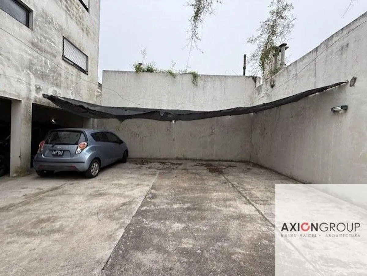Venta de cochera en diag. 73 e 2 y 3 - La Plata 2