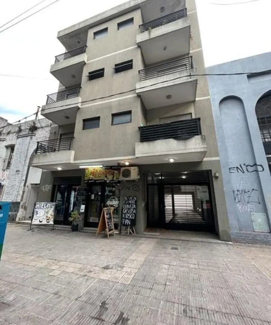 Venta de cochera en diag. 73 e 2 y 3 - La Plata 3