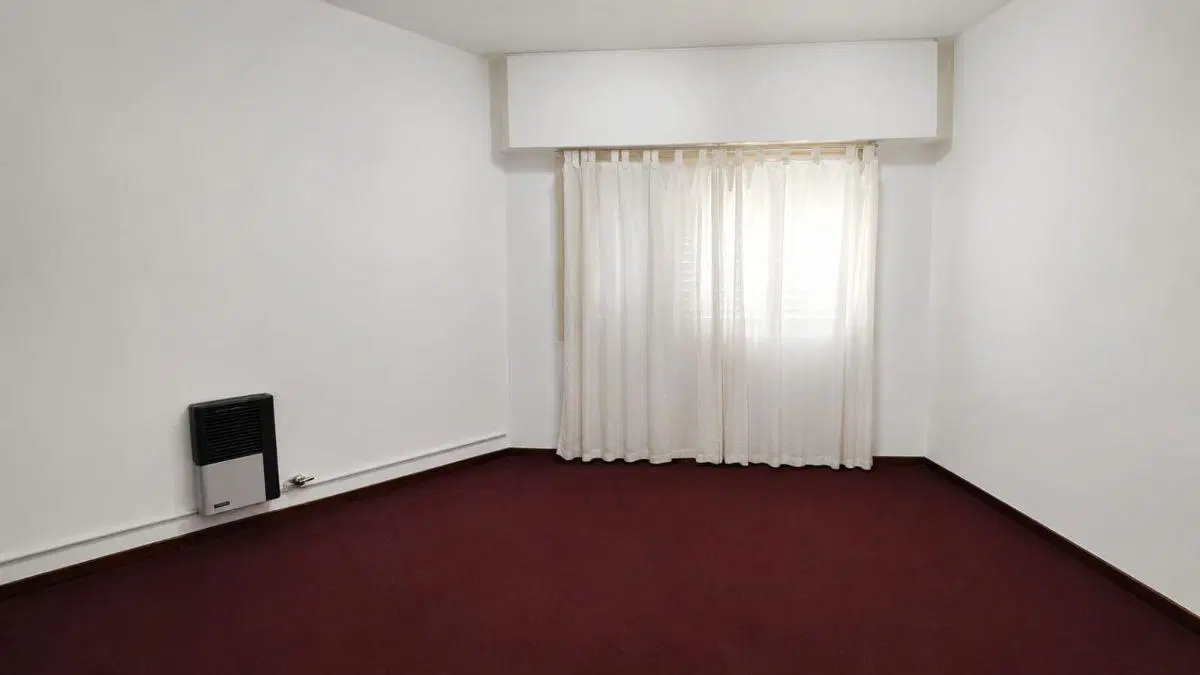 18 Esquina 37-Casa en alquiler para uso comercial/profesional en La Plata 3