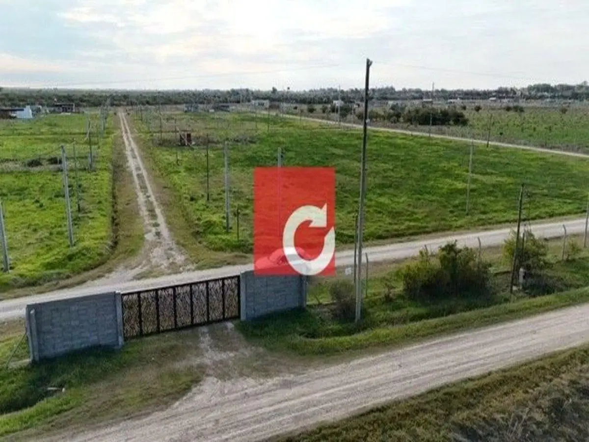 Venta de lote en calle 4 e/7 Y 8 - Barrio Los Teros 2