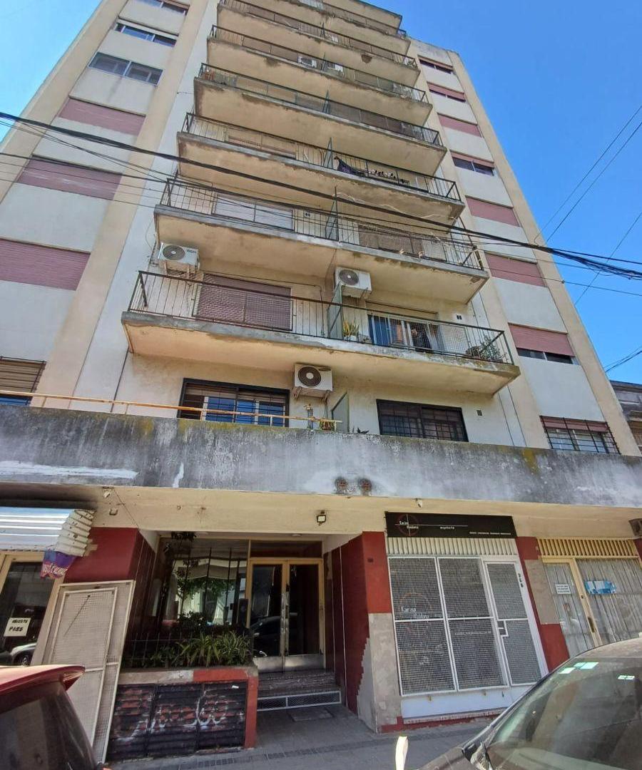 47 E/2 y3-Depto Zona Universitaria