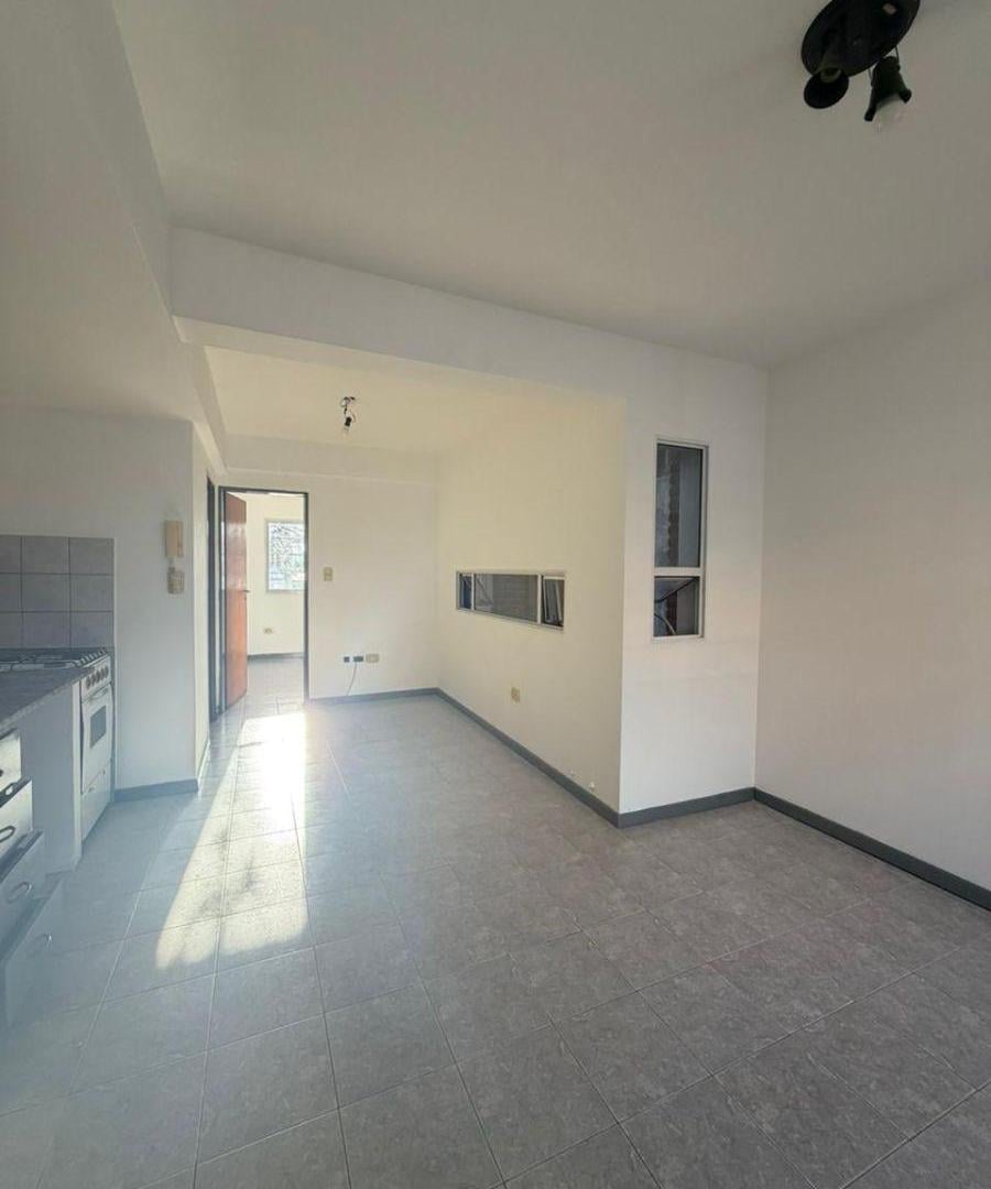Foto de Departamento en alquiler en calle 62 entre 16 y 17 - La Plata., imagen 1