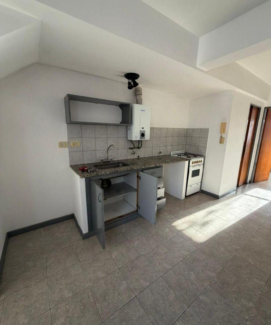 Foto de Departamento en alquiler en calle 62 entre 16 y 17 - La Plata., imagen 5