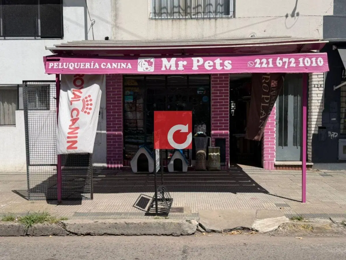 Venta de local comercial en diag. 79 N 424 e 61 y 62 - La Plata 4