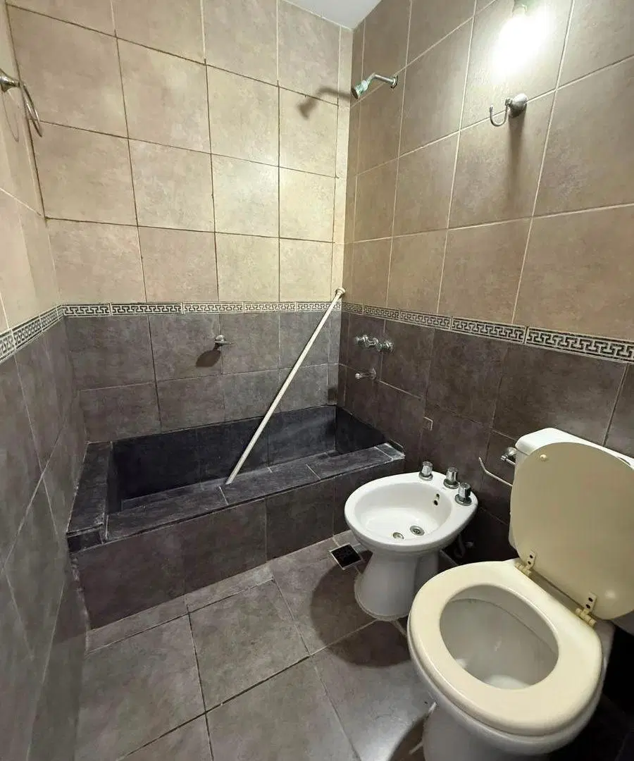 Departamento en alquiler de 2 dormitorios en Calle 23 entre Calle 61 y 62, La Plata. 5