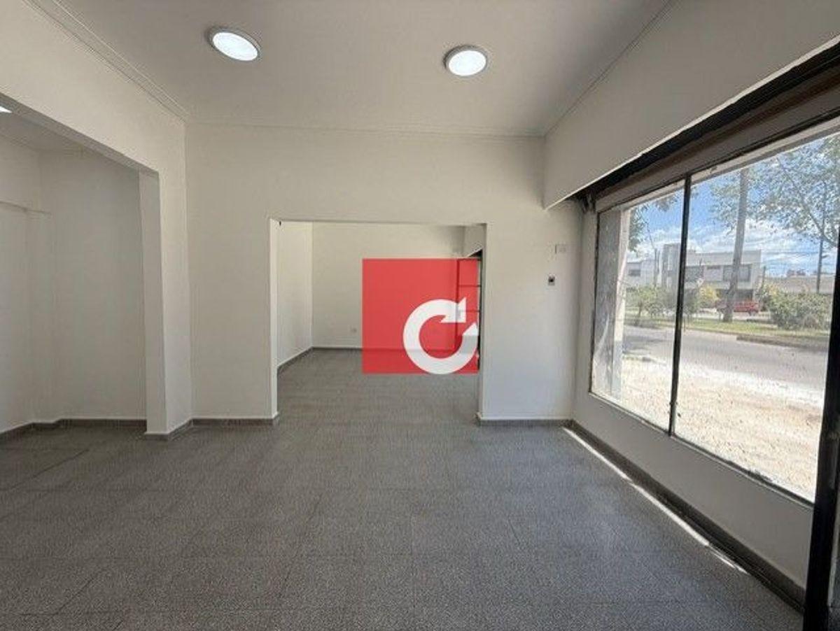 Foto de Alquiler de local comercial en diag. 74 N 3180 e 26 y 68 - La Plata, imagen 4
