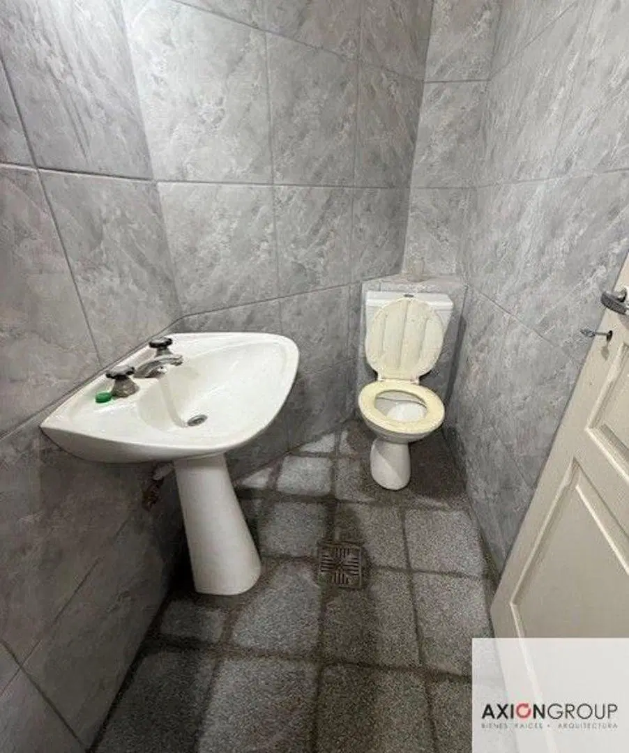 Alquiler de local comercial en diag. 74 N 3180 e 26 y 68 - La Plata 8