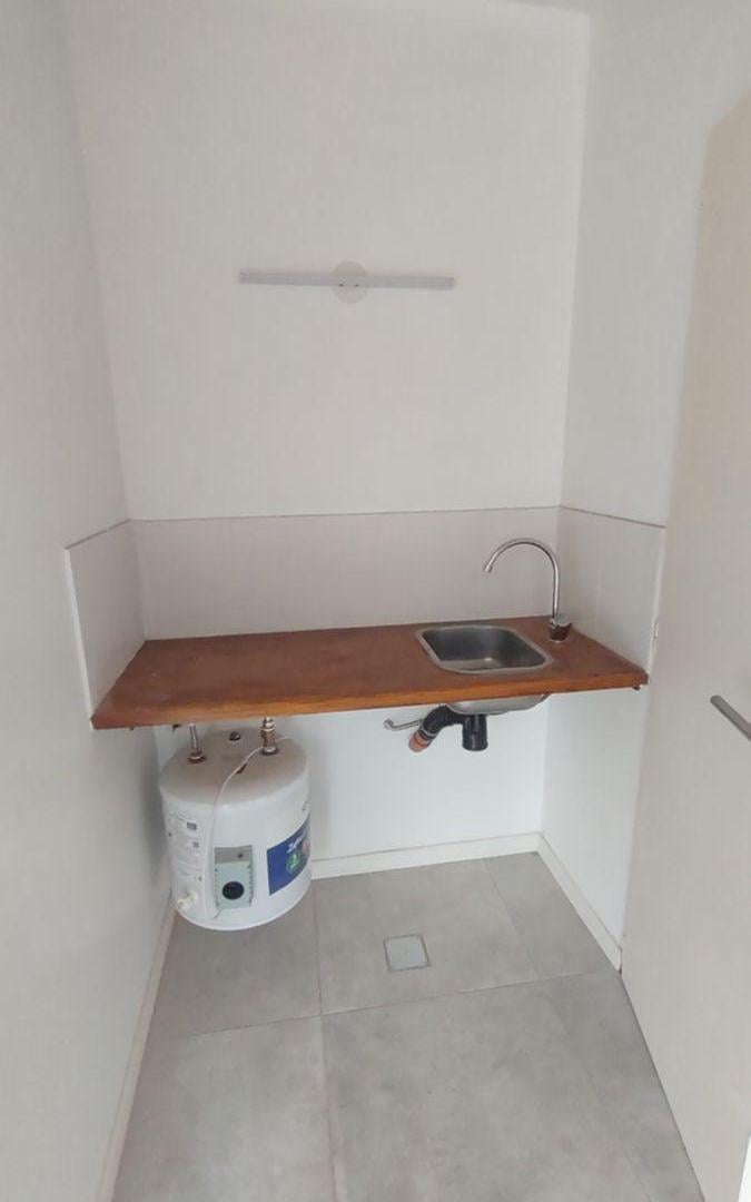 Foto de Local comercial EN ALQUILER - Gonnet, imagen 1