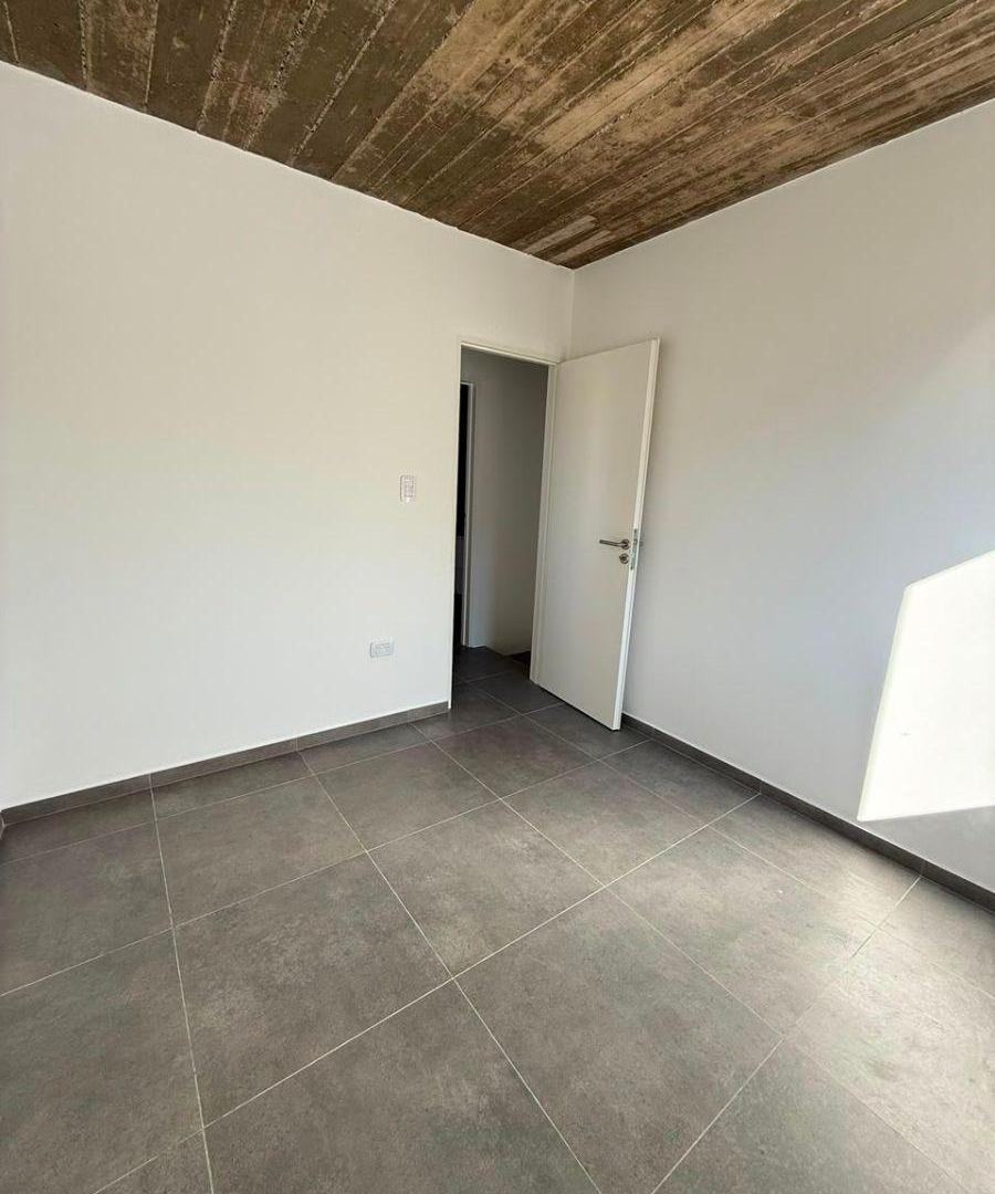 Foto de Dúplex en alquiler en Calle 7 entre 54 y 55, Villa Elisa, La Plata., imagen 4