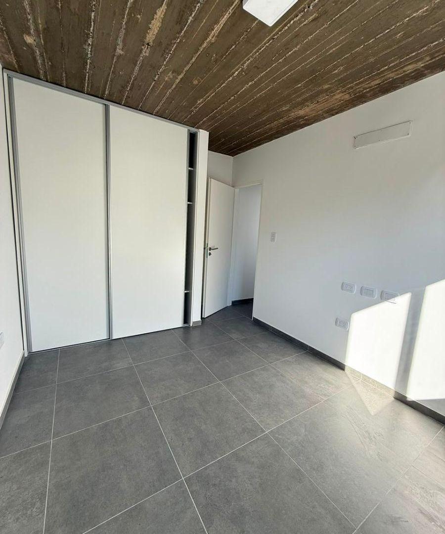 Foto de Dúplex en alquiler en Calle 7 entre 54 y 55, Villa Elisa, La Plata., imagen 5