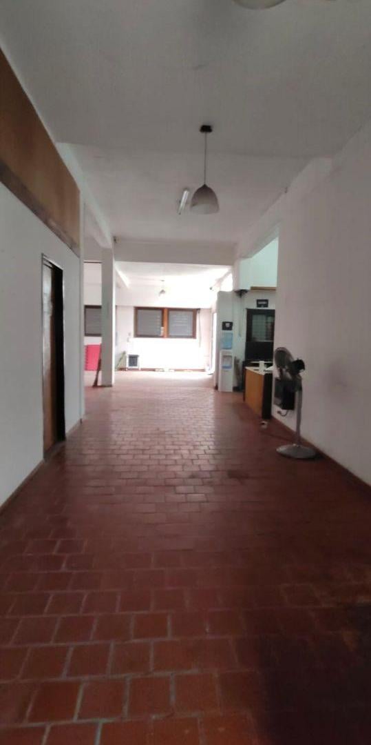 Foto de 520 E/152 y 152 bis-Local/Galpón en alquiler de 140 m2 cubiertos, imagen 2