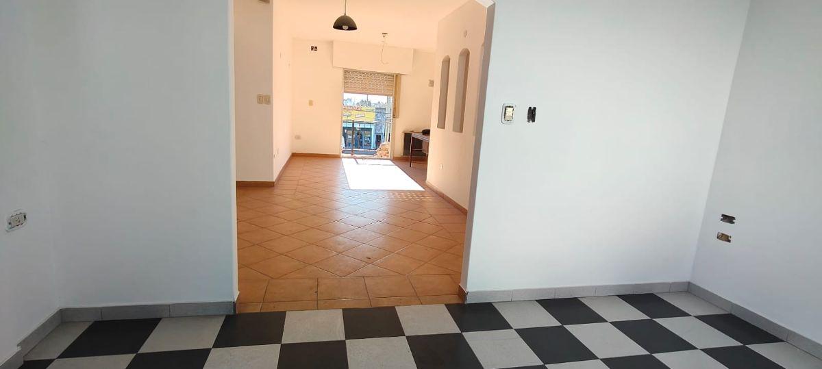 Foto de 520 E/152 y 152 bis-Casa de 3 dormitorios en P.A., imagen 1