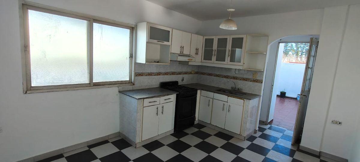 Foto de 520 E/152 y 152 bis-Casa de 3 dormitorios en P.A., imagen 5