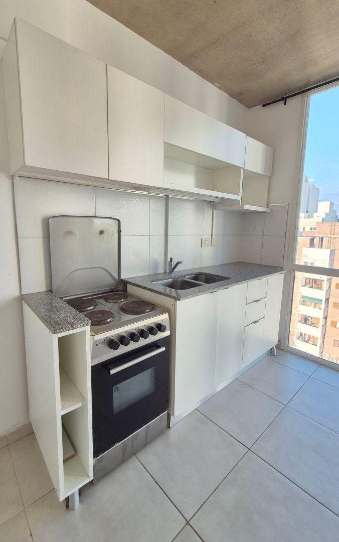 Foto de 49 e/ 18 y 19 - DEPTO 1 dorm, imagen 2
