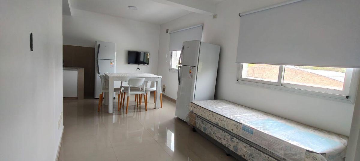 Foto de 37 Esquina 30-OPORTUNIDAD! Monoambiente amoblado en venta, imagen 5