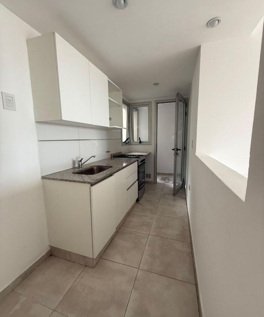 Foto de Departamento en alquiler en 19 entre 47 y 48 La Plata, imagen 2
