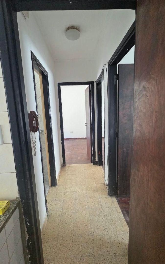 Foto de Departamento de 2 dormitorios en alquiler en Calle 18 entre 46 y 47, La, imagen 2