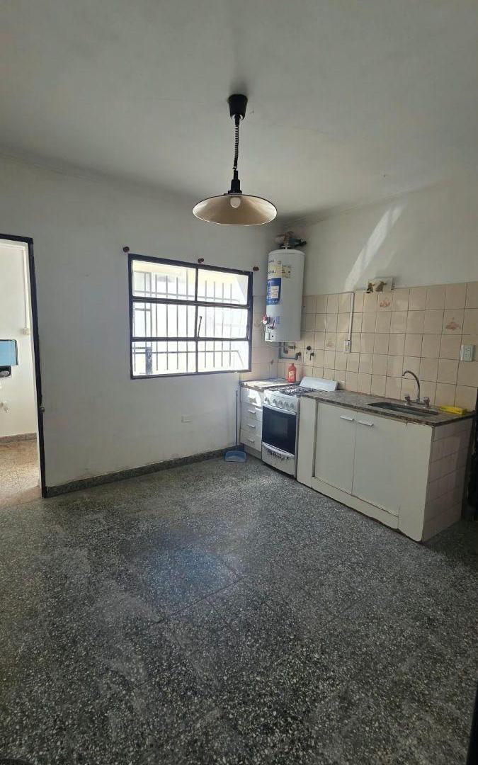 Foto de Departamento de 2 dormitorios en alquiler en Calle 18 entre 46 y 47, La, imagen 5