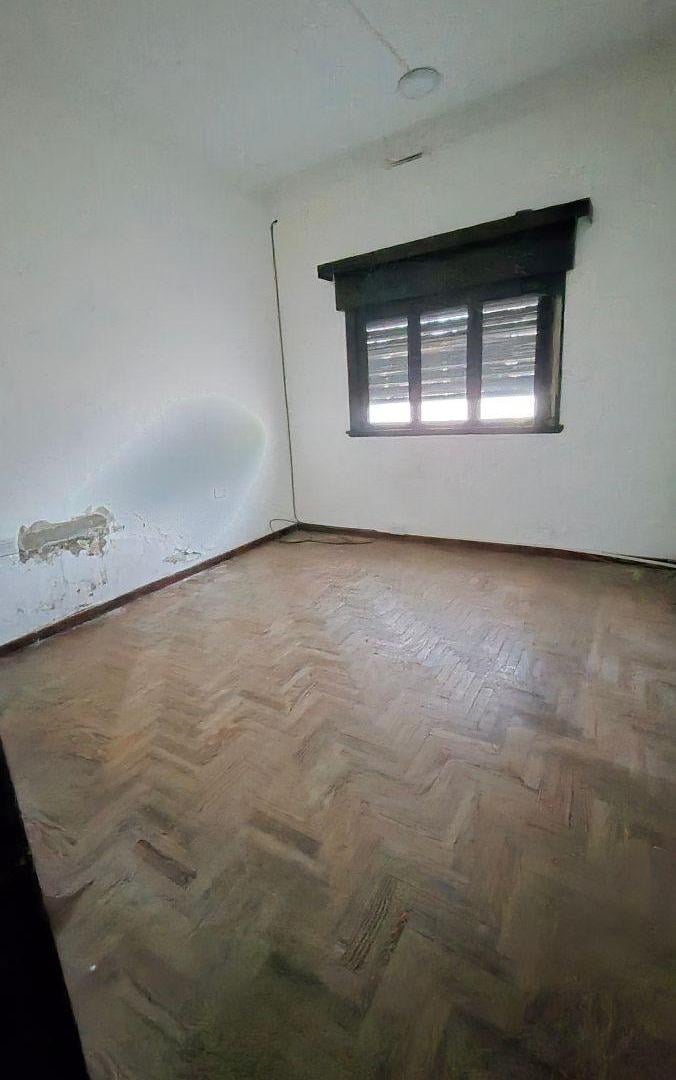Foto de Avda 25 e/ 70 y 71 - CASA, DEPTO Y MONOAMBIENTE, imagen 2