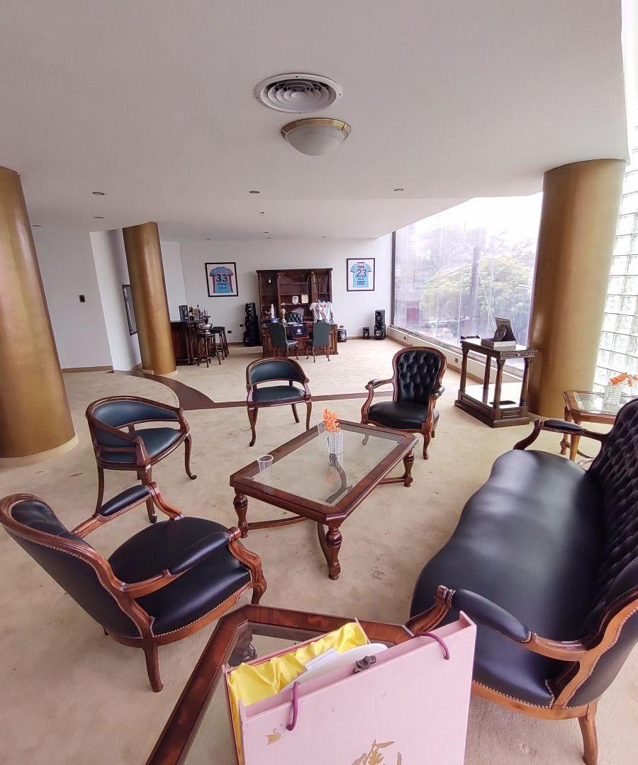 Foto de Diag 73 esquina 48 - EDIFICIO COMERCIAL con terraza, imagen 5