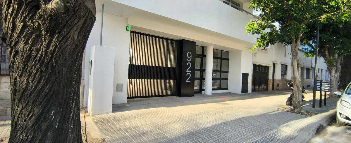 Foto de 23 E/50 y 51-Parque San Martín. Depto de categoría de un dormitorio en, imagen 1