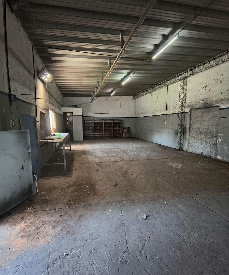 Foto de 1 E/520 y 521-Galpón/Taller/Depósito en alquiler de, imagen 4