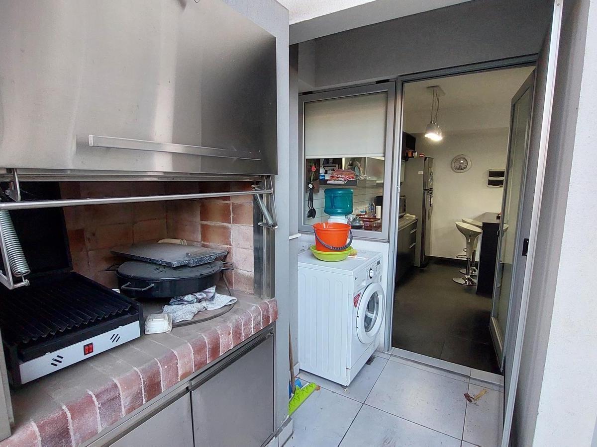 Departamento 3 Ambientes con Cochera en Venta en Caballito 3