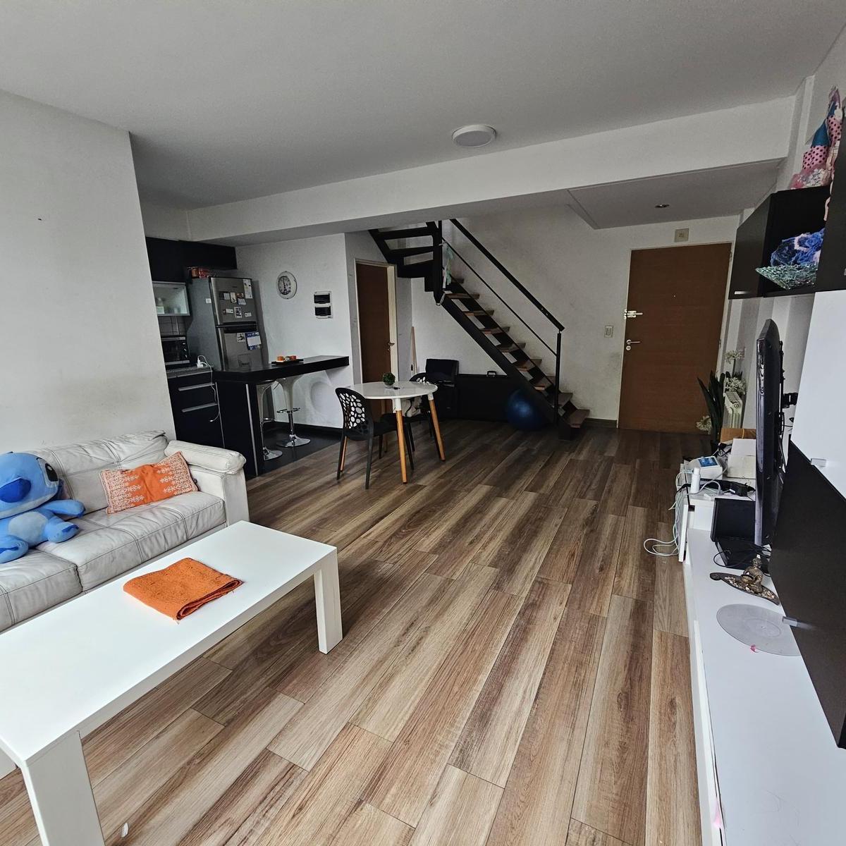 Departamento 3 Ambientes con Cochera en Venta en Caballito 4
