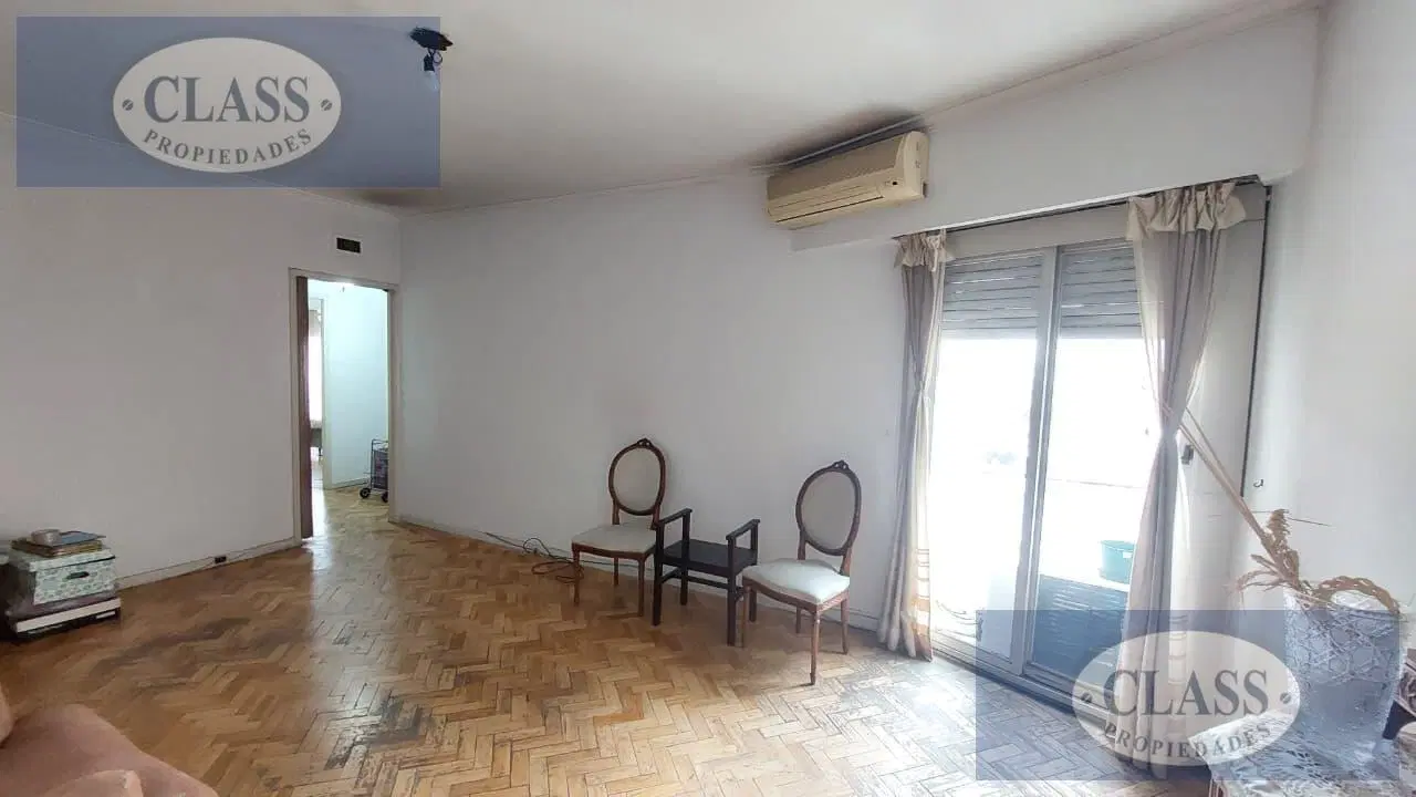 DEPARTAMENTO 3 AMBIENTES EN VENTA EN FLORES CON BAULERA!!! 2