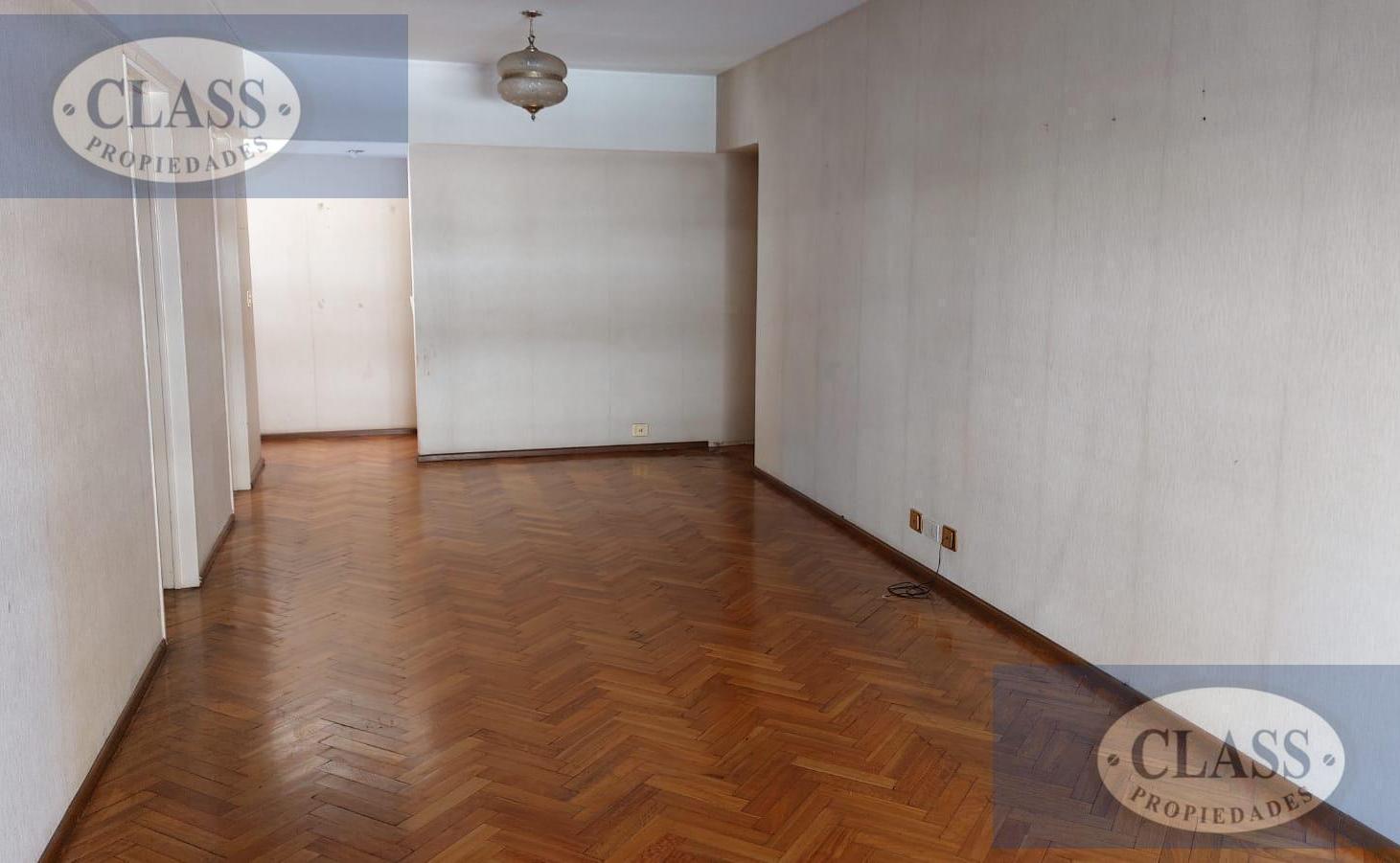 Foto de ¡EXCELENTE 3 AMBIENTES AL FRENTE CON COCHERA Y BALCÓN ATERRAZADO EN, imagen 3