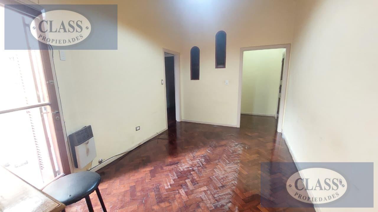 Foto de DEPARTAMENTO 2 AMBIENTES CON PATIO TIPO PH EN ALQUILER EN CABALLITO !!!, imagen 1